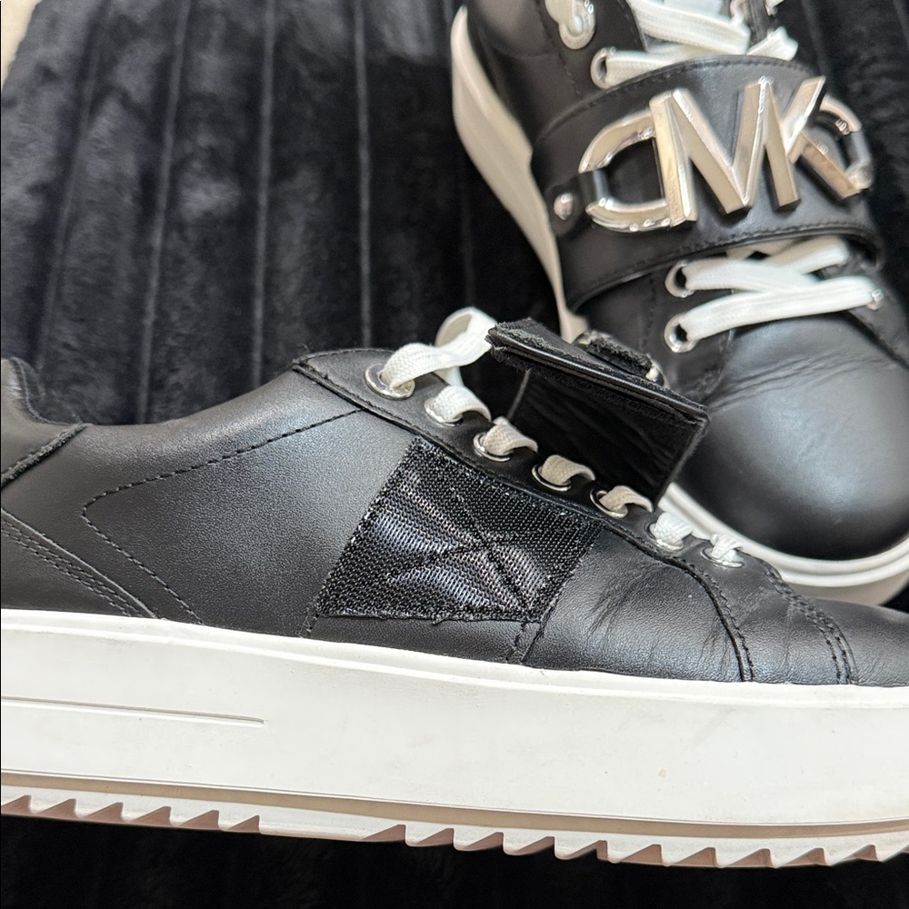 Michael Kors Black Sneakers with Silver Logo - Picture 2 of 4